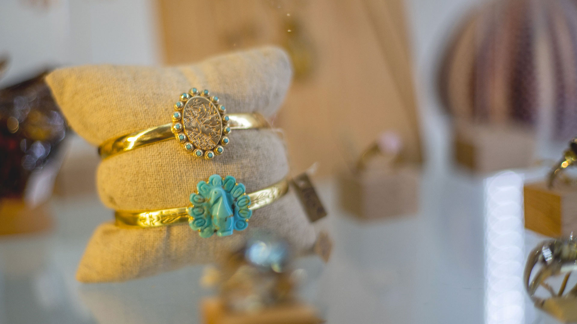 Melocoton boutique bijoux bracelets aux pierres taillées uniques